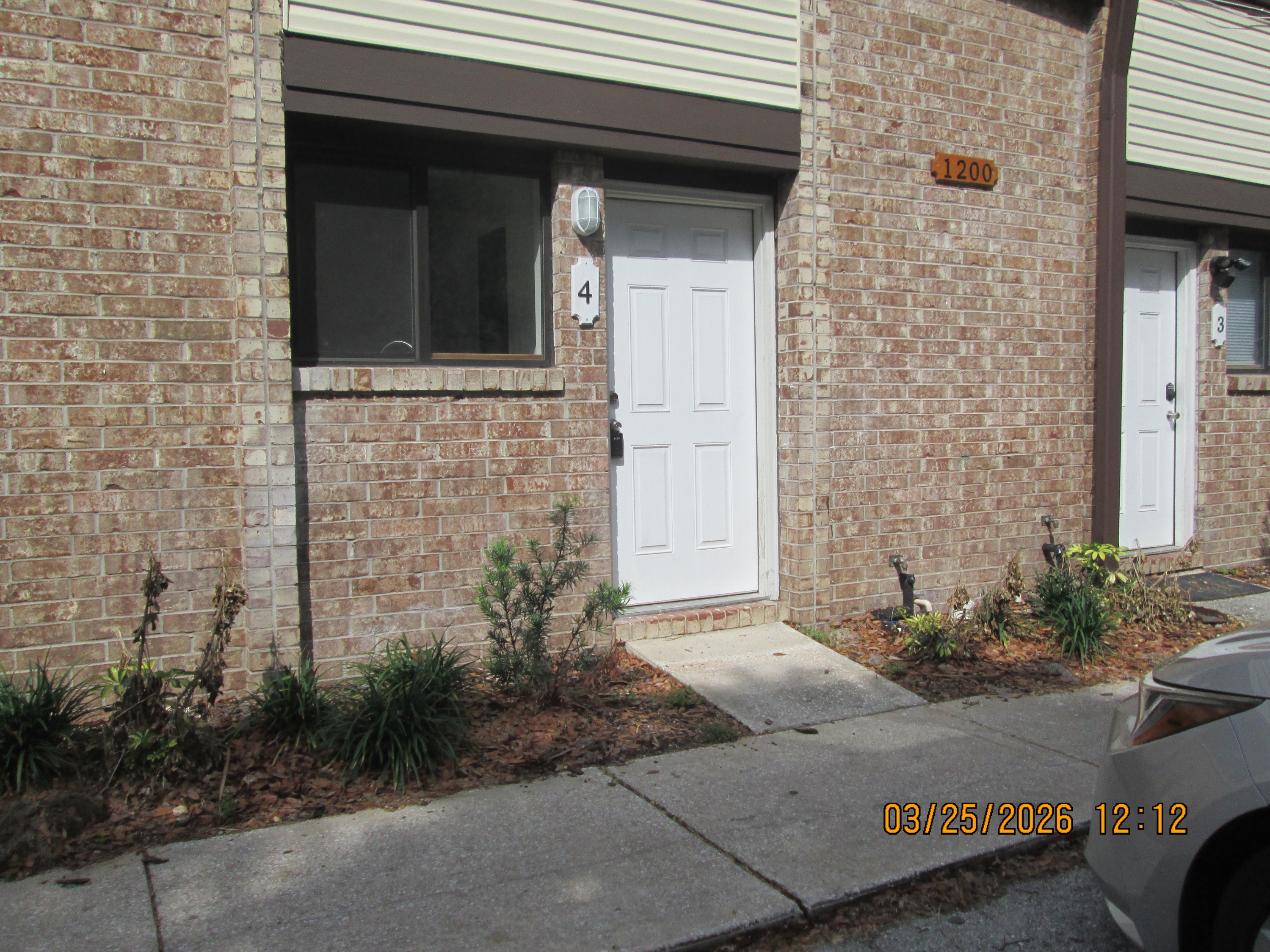 1200 Bretta Street - 1